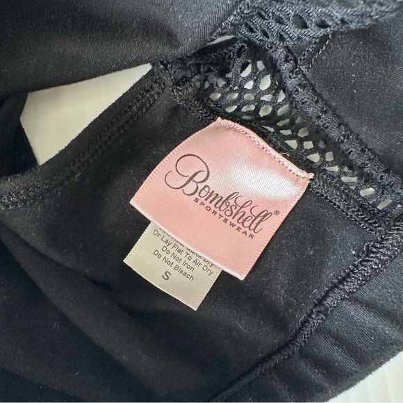 Bombshell Sportswear Iconic Bra Black, S - Picture 4 of 7